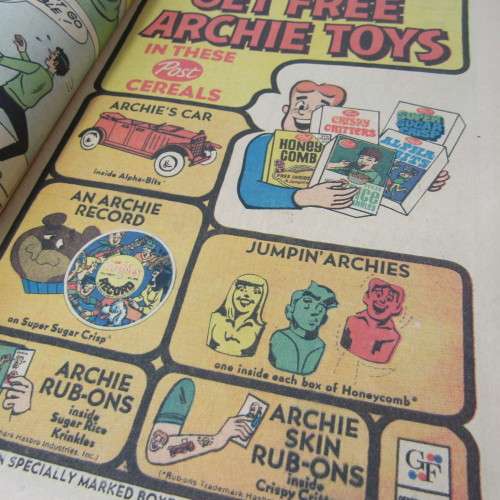 Archie`s Series - Archie and Me - No 32