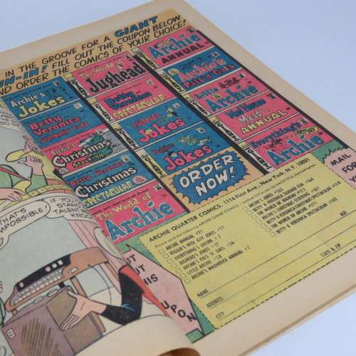 Archie Series Archie`s TV laugh-out no 2 - GIANT series