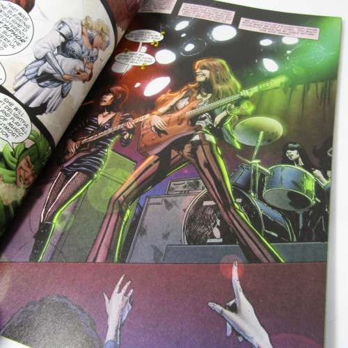 Vertigo Fairest Volume 1 - wide awake - graphic novel
