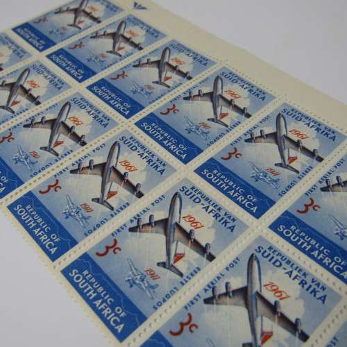 SACC 219  - 1 December 1961 50the Anniversary of 1st SA Flight 3c stamp - Lot of 22 mint with errors