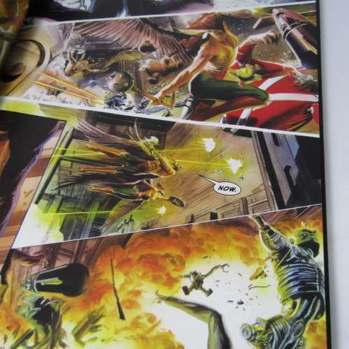 DC Comics - JLA Justic Part 2 - graphic novel
