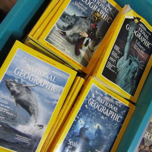 National Geographic - Batch of books from 1972 to 2001 - (COLECTION ONLY)
