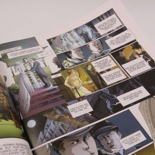Churchill - A Graphic Biography - Foreword by Andrew Roberts