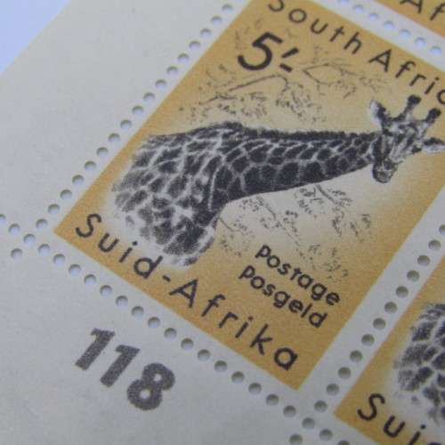 South Africa 1959-1961 Definitive issue 5 Shilling control block of 4 - no 118 with pale 4