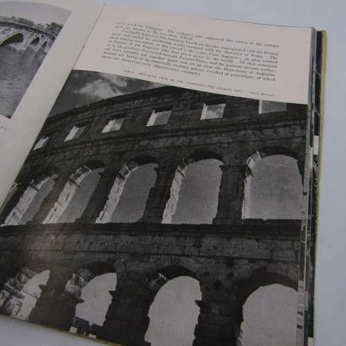 Booklet and intro sheets for tours offered to soldiers in Italy
