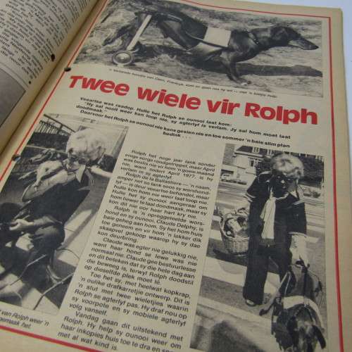Patrys magazine - Februarie 1979 - no center page - punch holes