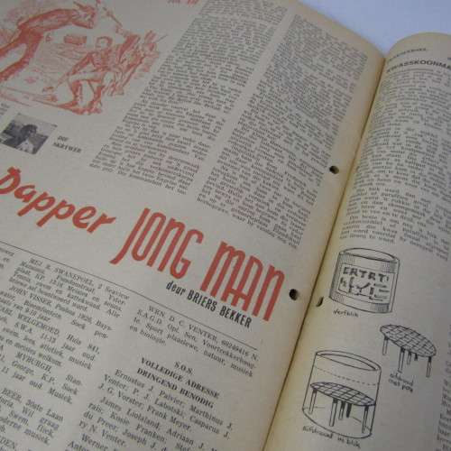 Patrys magazine - April 1971 - Hoerskool uitgawe - Militere opleiding van SA seuns - punch holes