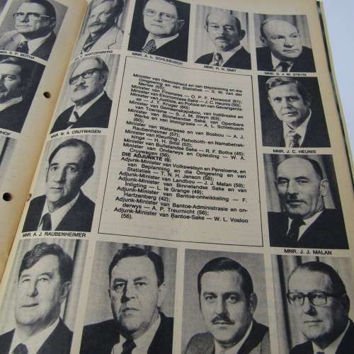 Patrys magazine - April 1978 - Die nuwe kabinet  - no poster - punch holes