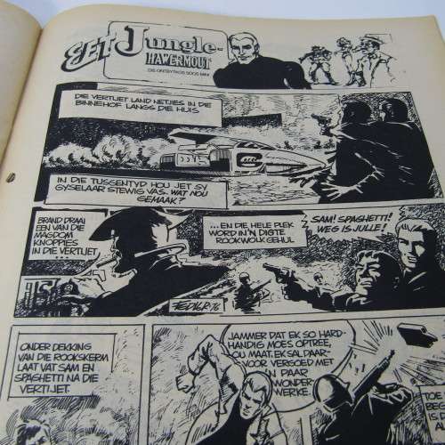 Patrys magazine - November 1976 - Dr. Livingstone srticle - no poster - punch holes