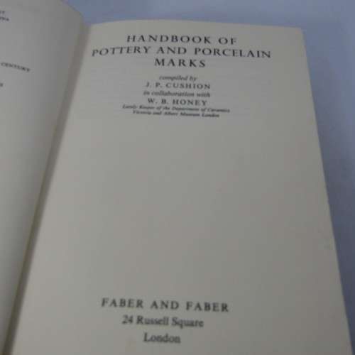 Handbook of pottery and porcelain marks - JP Cushion and WB Honey