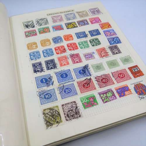 Stamp album with over 1600 old stamps - Given as birthday present in 1941