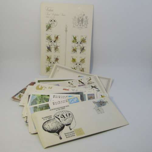 Lot of 66 postal items with Birds