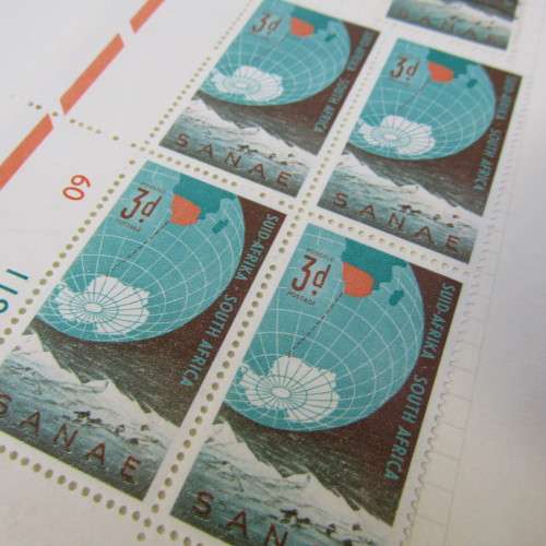Album with over 650 stamps of Transvaal, South Africa - many mint stamps and blocks - also covers