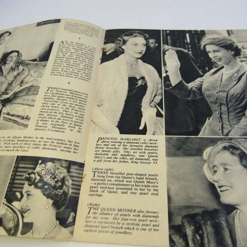 The Royal Jewellery booklet