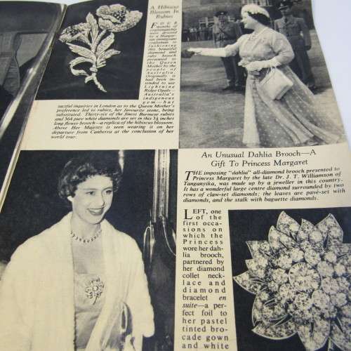 The Royal Jewellery booklet