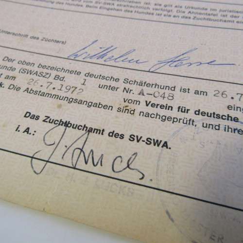 Record for German Shepard dog Cilla vom Poppelhain 1972 - South West Africa - with vaccination certi
