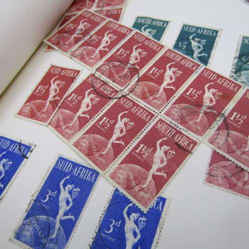 Album with over 1500+ excellent stamps Netherlands, Canada etc. - scarce and mint stamps