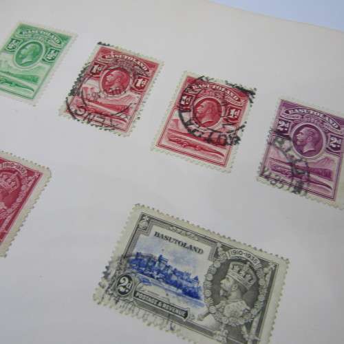 Album with over 1500+ excellent stamps Netherlands, Canada etc. - scarce and mint stamps