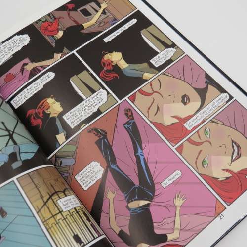 DC Comics Batgirl - Year one graphic novel