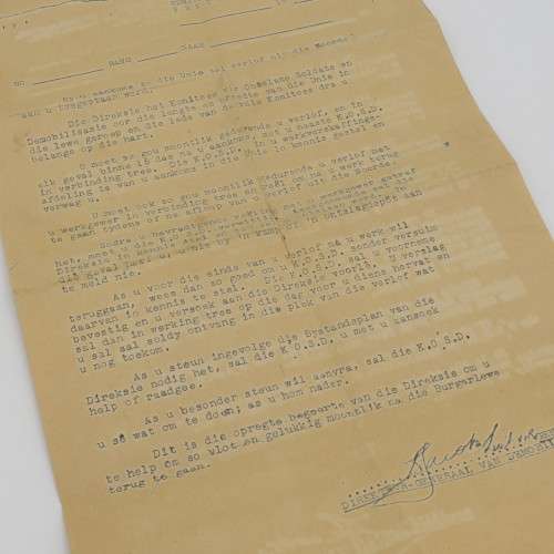 WW2 Troop Berthing card on transport ship - Issued to SGT Kisbey-Green plus meal card on ship