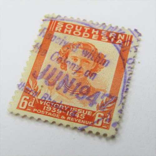 Southern Rhodesia 1947 Victory issue SACC 69 one stamp