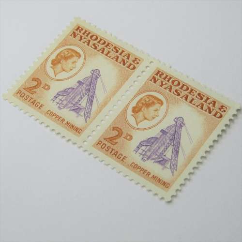Lot of 2 Rhodesia and Nyasaland 1959 Definitive issue SACC 20 mint stamps
