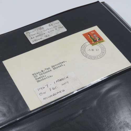 First day cover album with South-Africa`s first series of covers - Total 69 covers