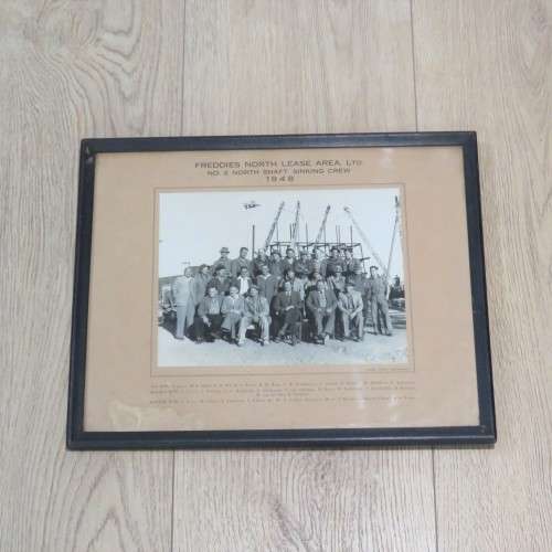 Vintage mining picture of 1948 Freddies North Lease Area No.2 North Shaft sinking crew with names