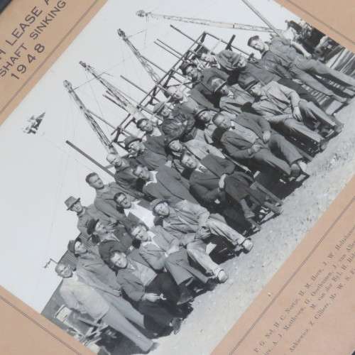 Vintage mining picture of 1948 Freddies North Lease Area No.2 North Shaft sinking crew with names