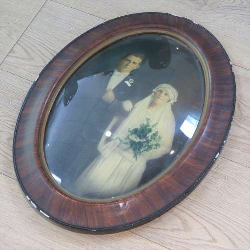 Antique Oval frame wedding photo with convex glass - Some minor frame damage