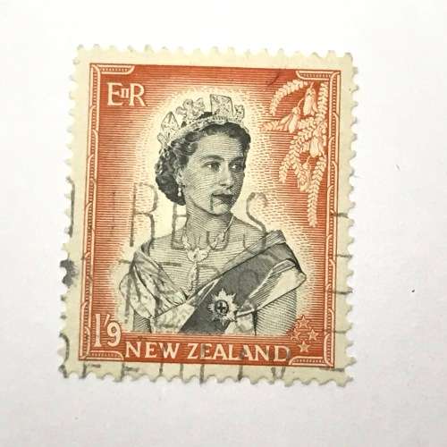Collection of New Zealand Lot of Unresearched stamps