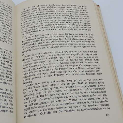 Republieke en Republikeine - MCE van Schoor and Jan J van Rooyen - 1960 edition