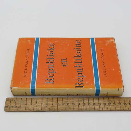 Republieke en Republikeine - MCE van Schoor and Jan J van Rooyen - 1960 edition