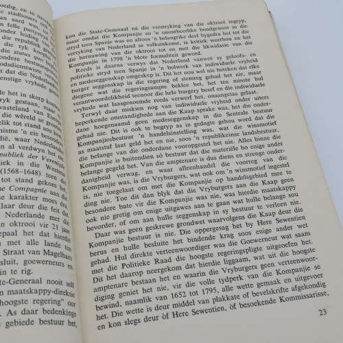 Republieke en Republikeine - MCE van Schoor and Jan J van Rooyen - 1960 edition