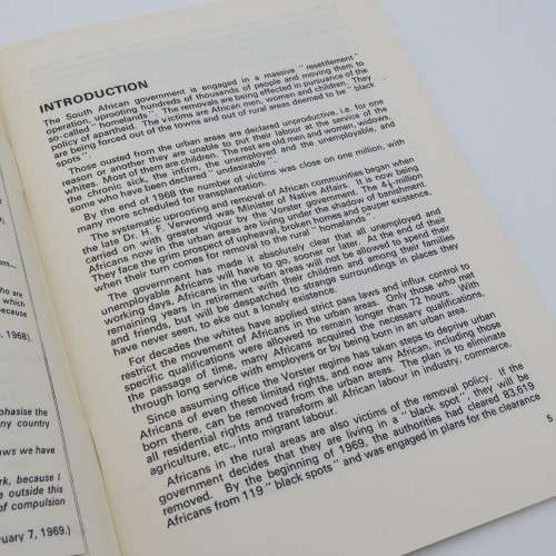 South Africa : Resettlement - The New Violence to Africa by Helen Suzman