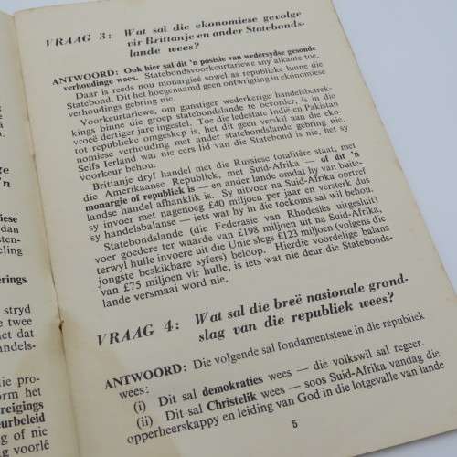 1960 Advent of the Republic booklet - Questions on why SA must become a Republic