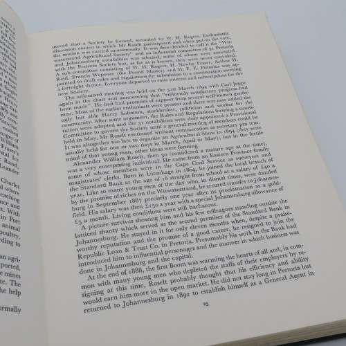 a Very Smart Medal by Thelma Gutsche - Limited edition #79 of 100 - Signed by Author