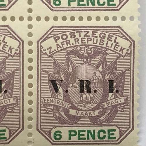 ZAR 1900 unmounted SACC 238 - block of 4 - 6 Pence stamps