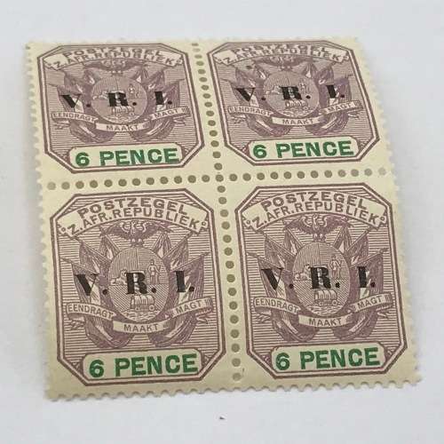 ZAR 1900 unmounted SACC 238 - block of 4 - 6 Pence stamps