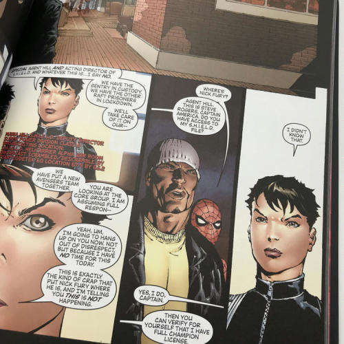 Marvel #82 - New Advengers Break out graphic novel