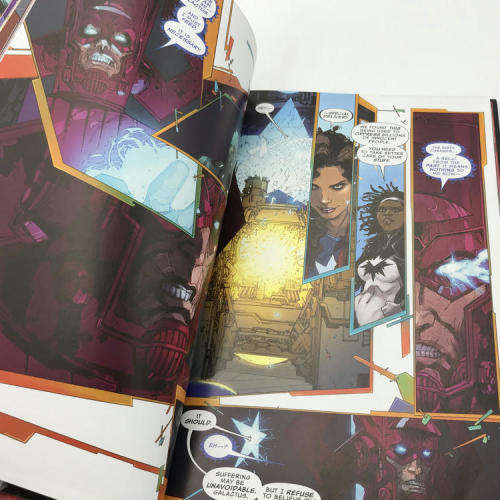 Marvel #118 - The Ultimates Omniversal graphic novel