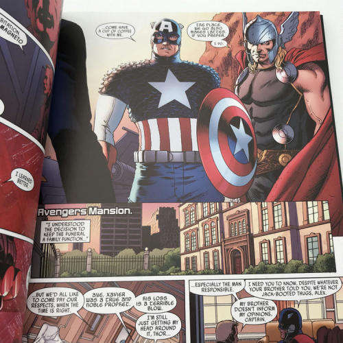 Marvel #122 - Uncanny Avengers, The Red Shadow graphic novel