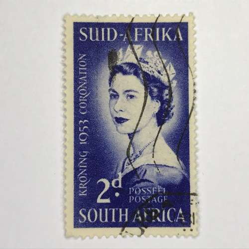 SACC 142 Queen Elizabeth 2d stamps with white dots below A of Afrika - 4 stamps