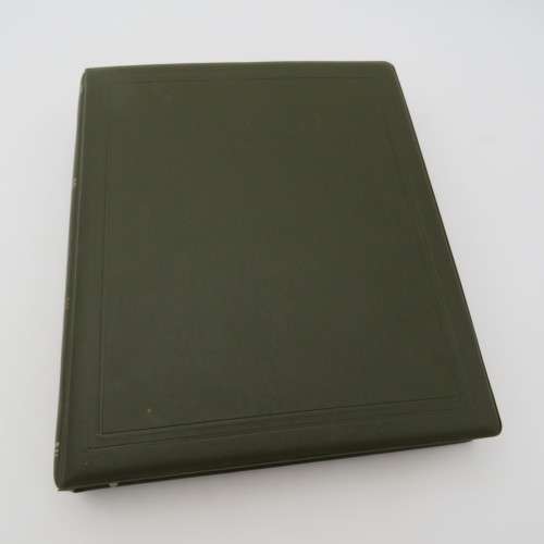 Album with over 1850 stamps - Many mint condition