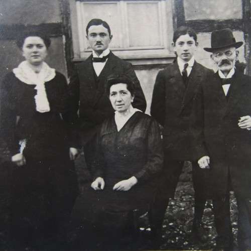 1914 WW1 Prisoner of war postcard with photo of Mosheim family - sent to Max Mosheim