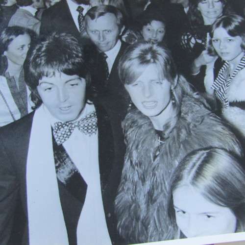 Lot of 10 vintage photos of singers and rock stars