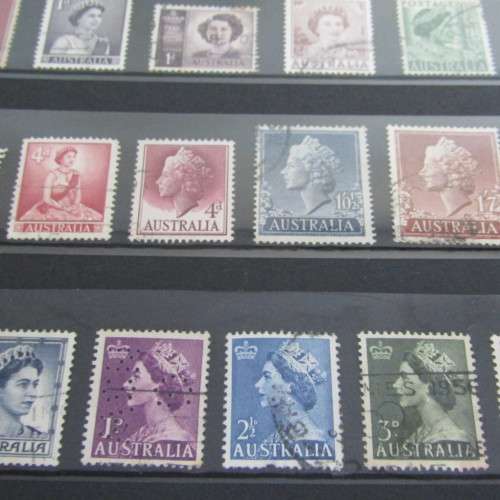 Slip Album with over 1400 stamps from Australia, Cook Islands, New Zealand and more