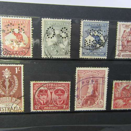 Slip Album with over 1400 stamps from Australia, Cook Islands, New Zealand and more