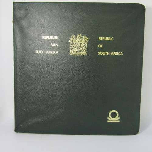Republic of South Africa Stamp album with over 1800 stamps - used and mint - very nice starter lot