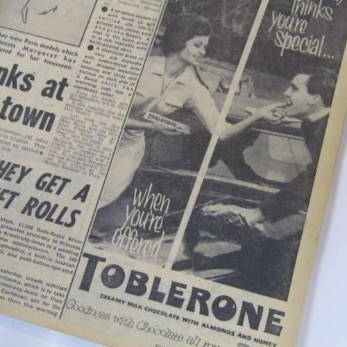 Daily Mirror and Sunday Pictorial 1960 magazine